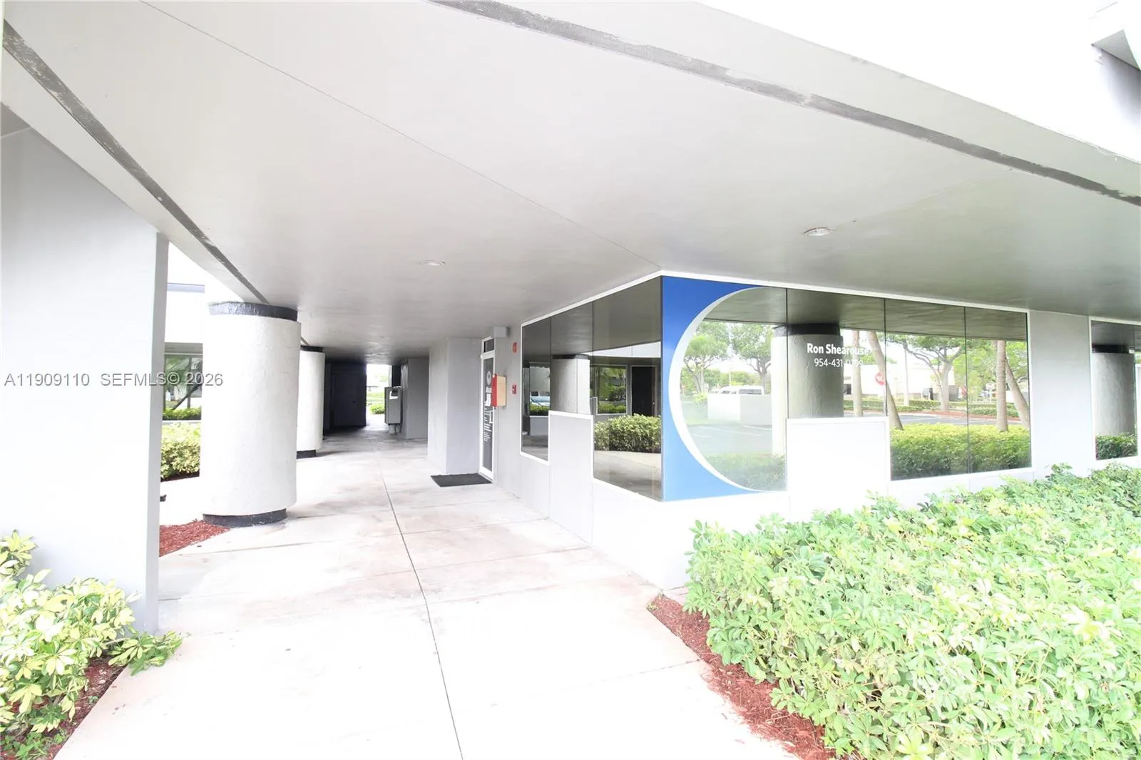 10011 Pines Blvd 102, Pembroke Pines, Florida 3302, Pembroke Pines, Florida 33024, ,Commercial Sale,For Sale,10011 Pines Blvd 102, Pembroke Pines, Florida 3302,A11909110