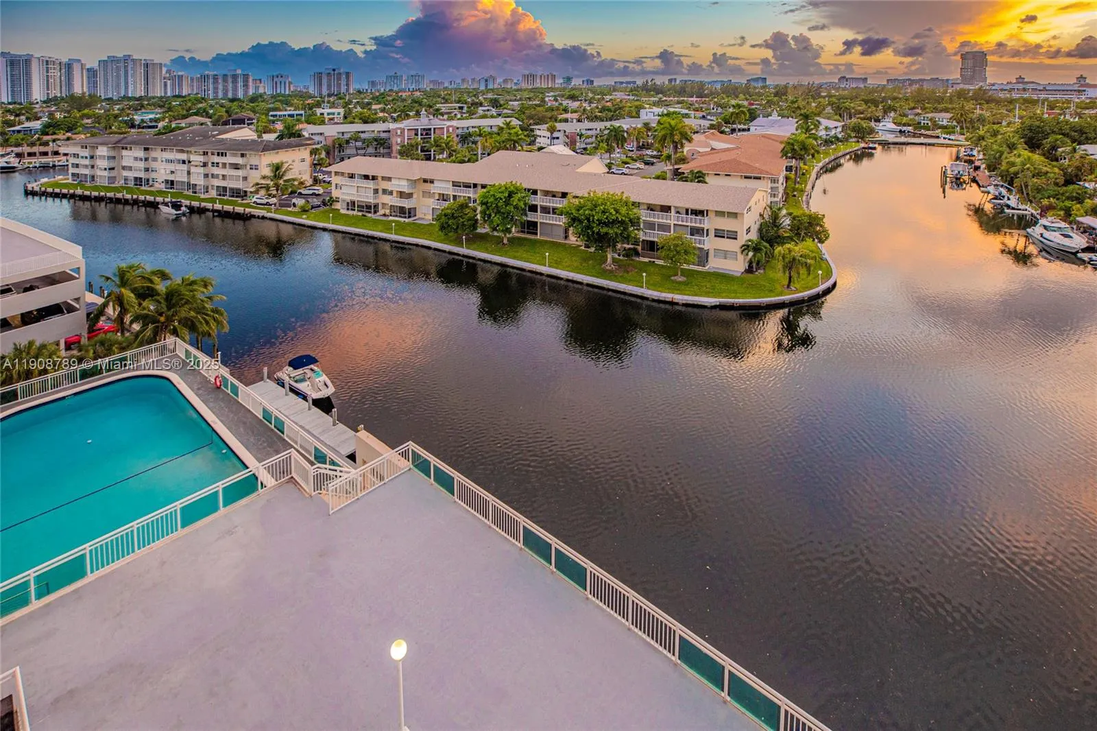437 Golden Isles Dr 9b-c, Hallandale Beach, Florid, Hallandale Beach, Florida 33009, 4 Bedrooms Bedrooms, ,2 BathroomsBathrooms,Residential,For Sale,437 Golden Isles Dr 9b-c, Hallandale Beach, Florid,A11908789