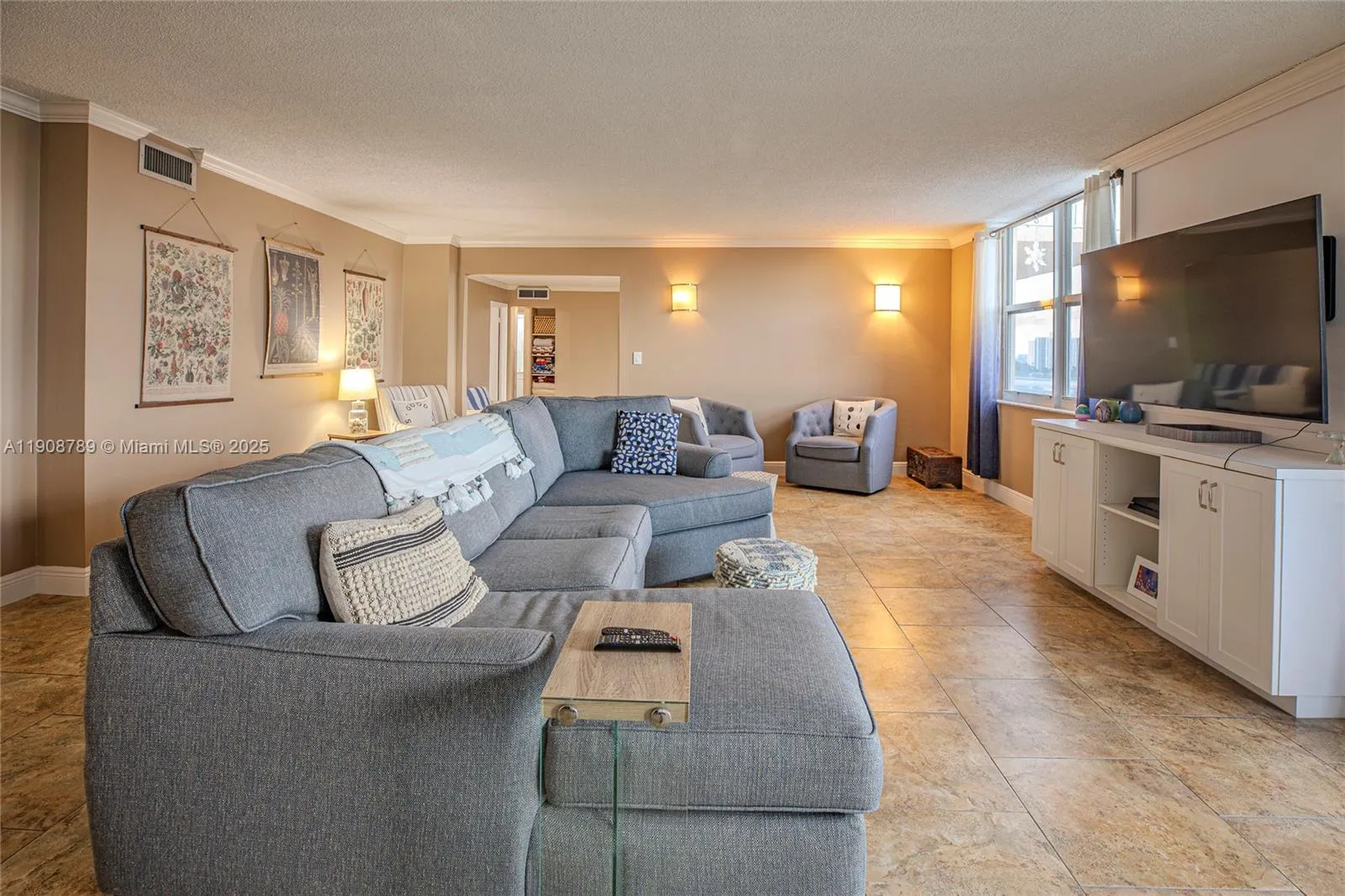 437 Golden Isles Dr 9b-c, Hallandale Beach, Florid, Hallandale Beach, Florida 33009, 4 Bedrooms Bedrooms, ,2 BathroomsBathrooms,Residential,For Sale,437 Golden Isles Dr 9b-c, Hallandale Beach, Florid,A11908789