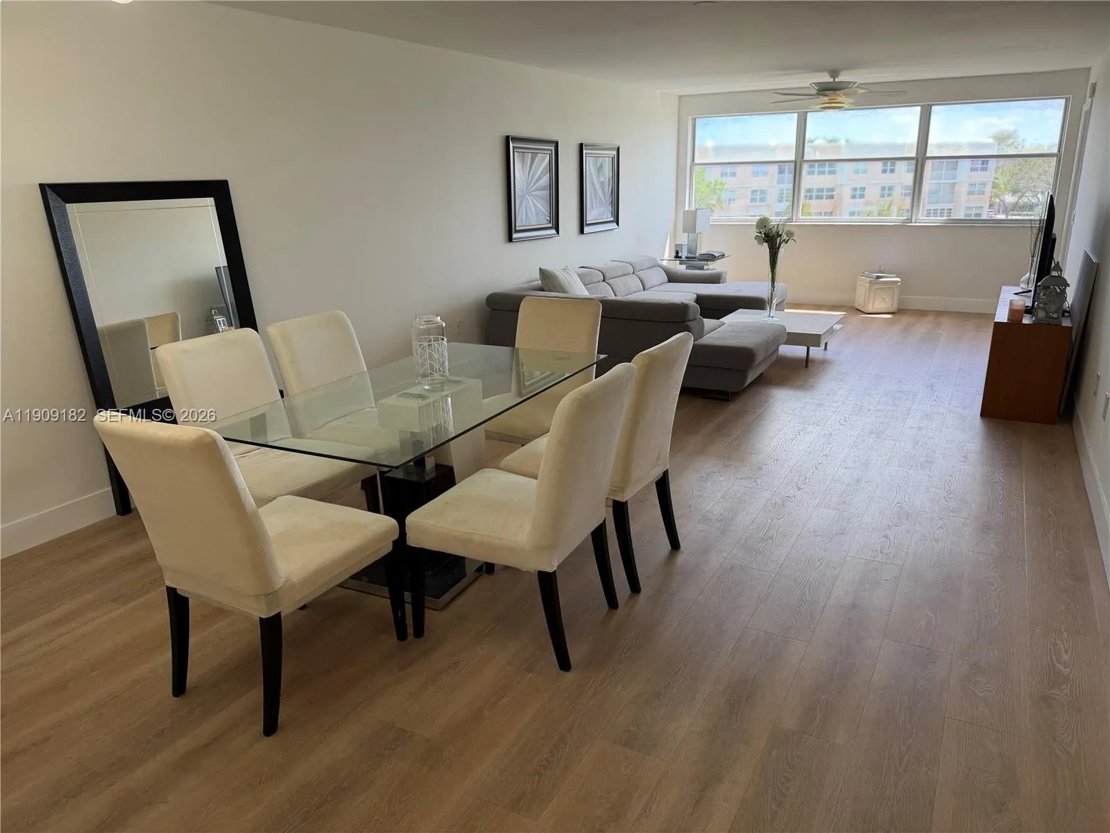 2560 Nw 103rd Ave 402, Sunrise, Florida 33322, Sunrise, Florida 33322, 2 Bedrooms Bedrooms, ,2 BathroomsBathrooms,Residential,For Sale,2560 Nw 103rd Ave 402, Sunrise, Florida 33322,A11909182