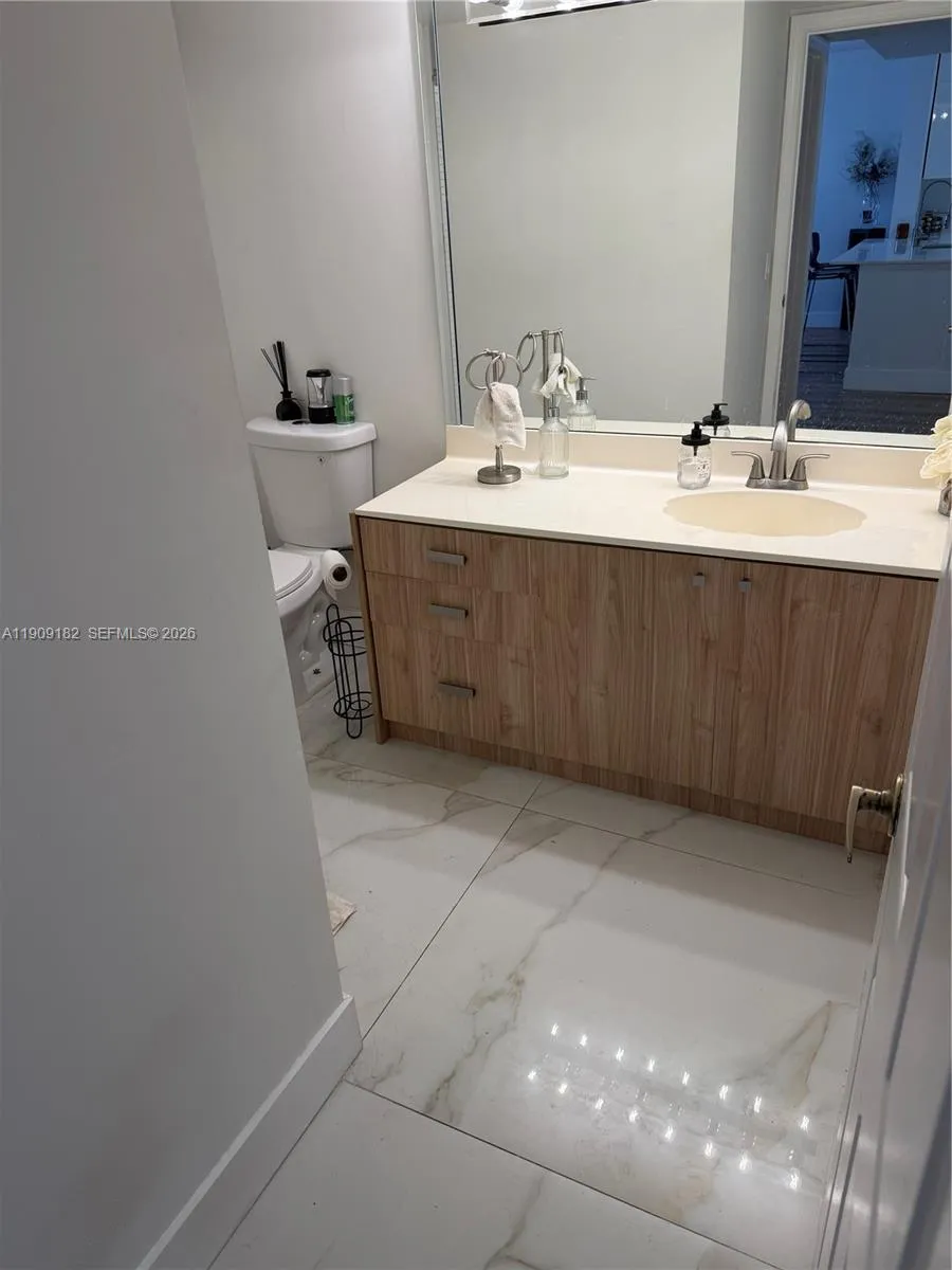 2560 Nw 103rd Ave 402, Sunrise, Florida 33322, Sunrise, Florida 33322, 2 Bedrooms Bedrooms, ,2 BathroomsBathrooms,Residential,For Sale,2560 Nw 103rd Ave 402, Sunrise, Florida 33322,A11909182