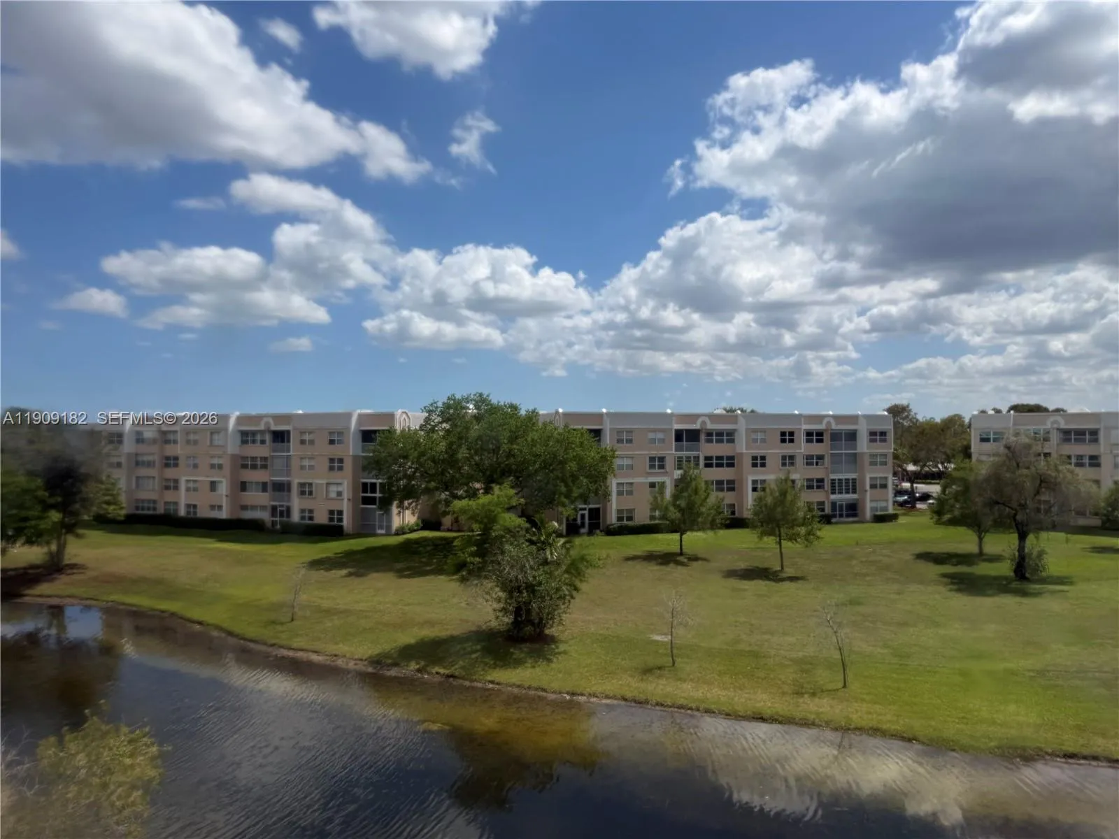 2560 Nw 103rd Ave 402, Sunrise, Florida 33322, Sunrise, Florida 33322, 2 Bedrooms Bedrooms, ,2 BathroomsBathrooms,Residential,For Sale,2560 Nw 103rd Ave 402, Sunrise, Florida 33322,A11909182