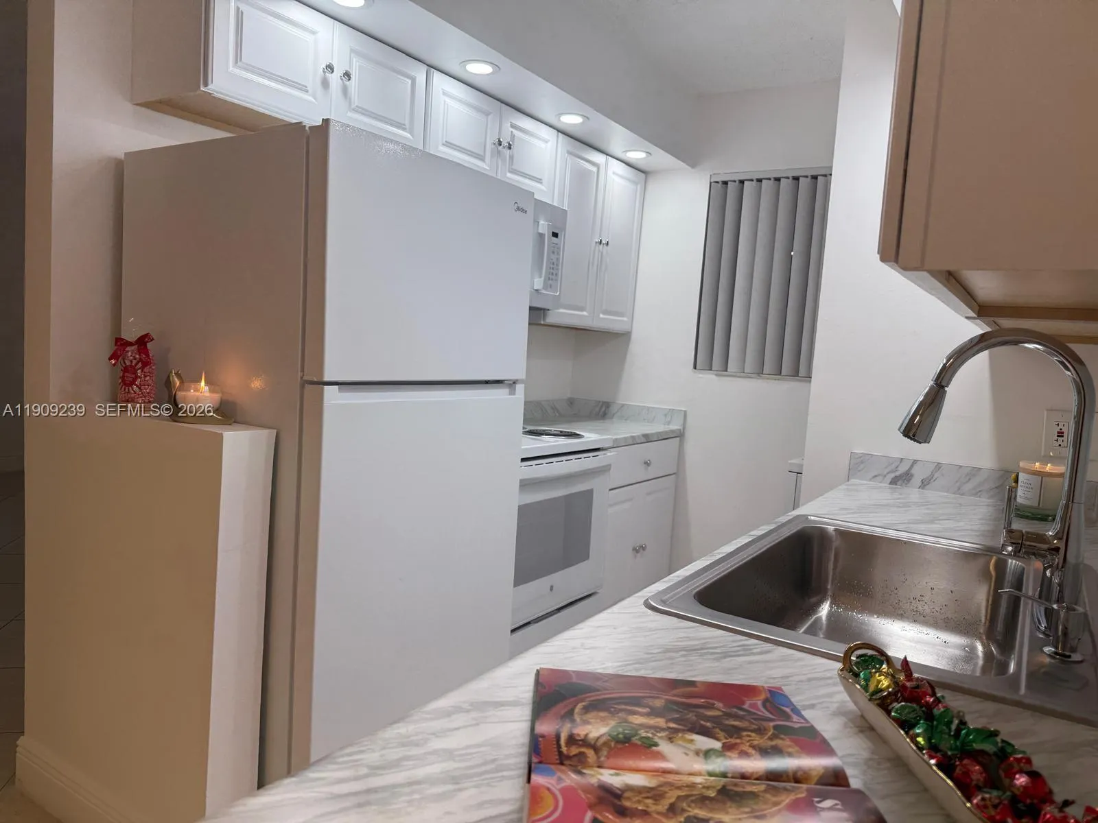 523 Trace Cir 105, Deerfield Beach, Florida 33441, Deerfield Beach, Florida 33441, 2 Bedrooms Bedrooms, ,2 BathroomsBathrooms,Residential,For Sale,523 Trace Cir 105, Deerfield Beach, Florida 33441,A11909239