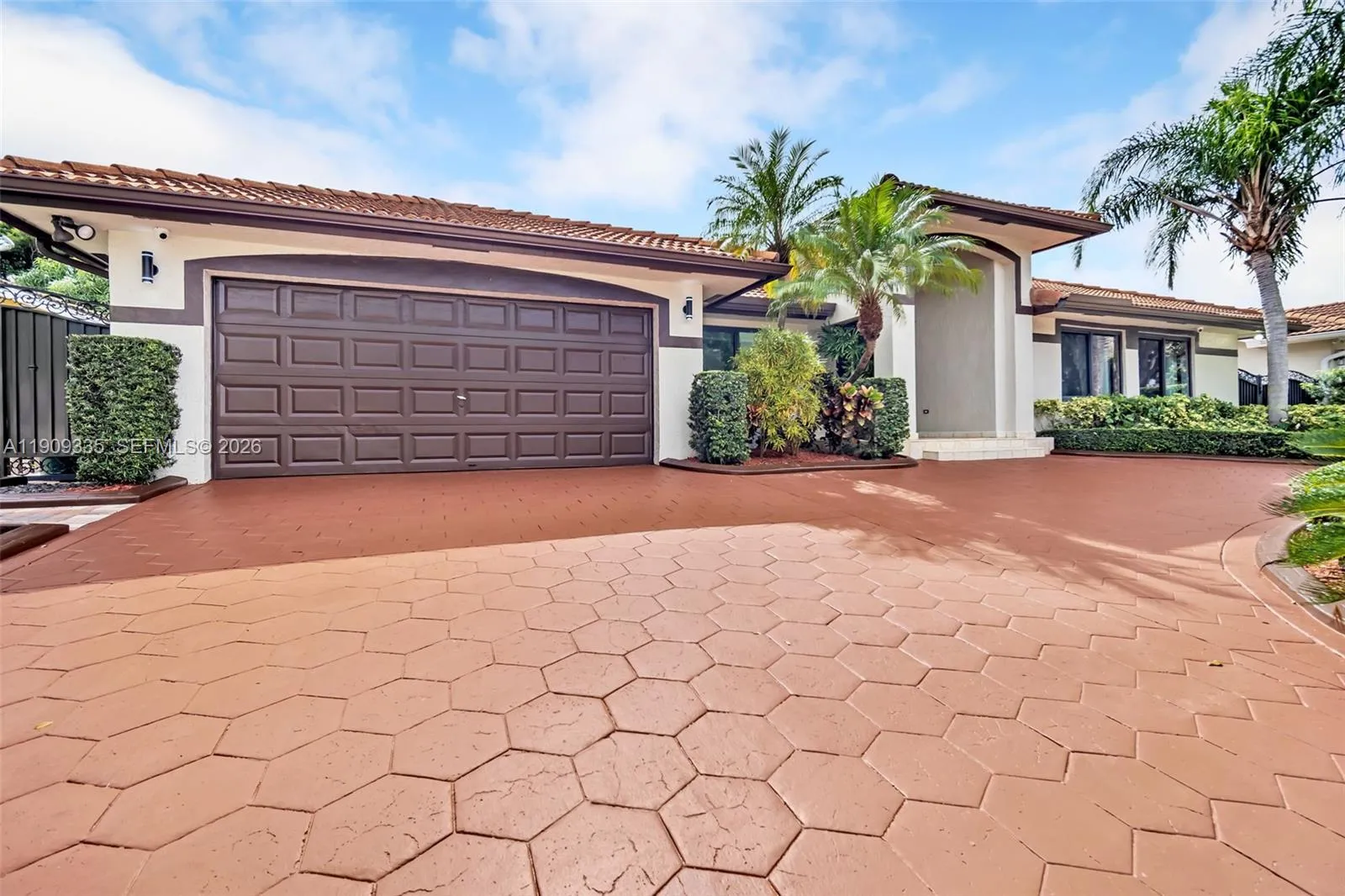 15462 Sw 115th St, Miami, Florida 33196, Miami, Florida 33196, 4 Bedrooms Bedrooms, ,2 BathroomsBathrooms,Residential,For Sale,15462 Sw 115th St, Miami, Florida 33196,A11909335