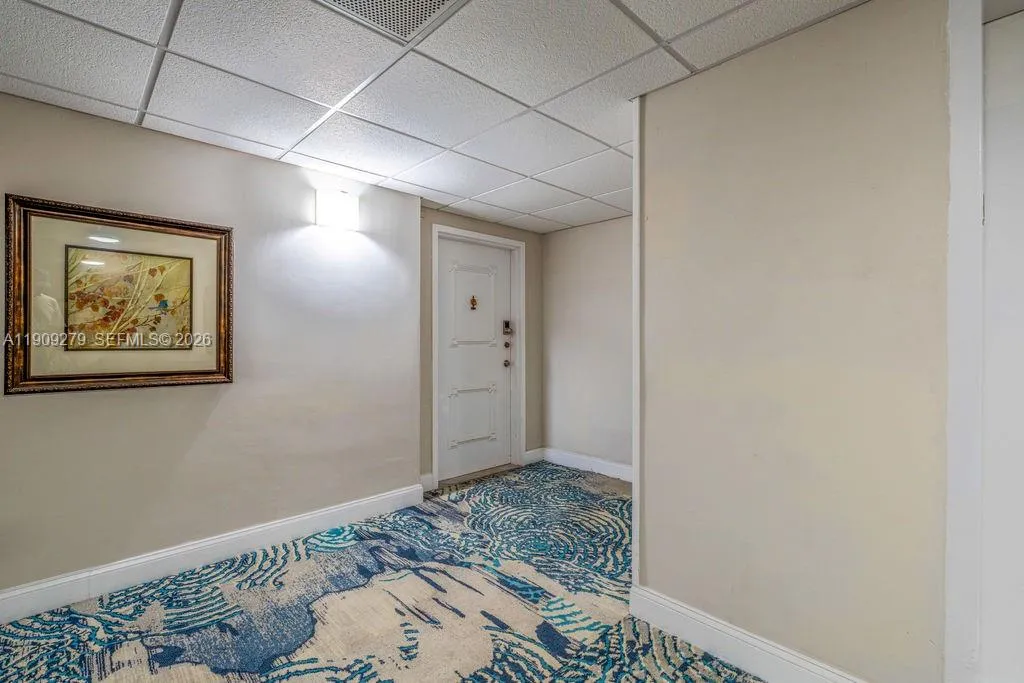 Unit Door Corner Unit