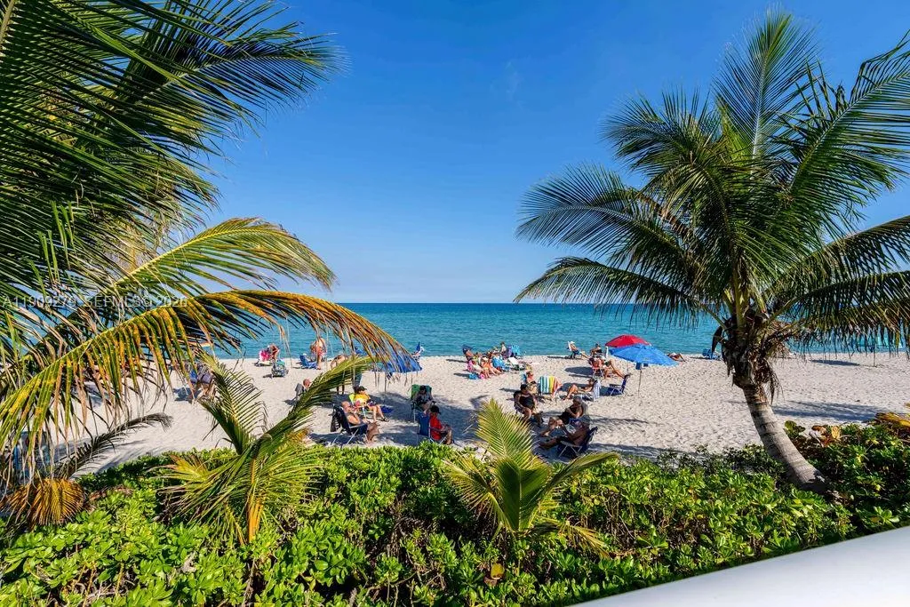 3140 S Ocean Dr Ph7, Hallandale Beach, Florida 330, Hallandale Beach, Florida 33009, 1 Bedroom Bedrooms, ,2 BathroomsBathrooms,Residential,For Sale,3140 S Ocean Dr Ph7, Hallandale Beach, Florida 330,A11909279