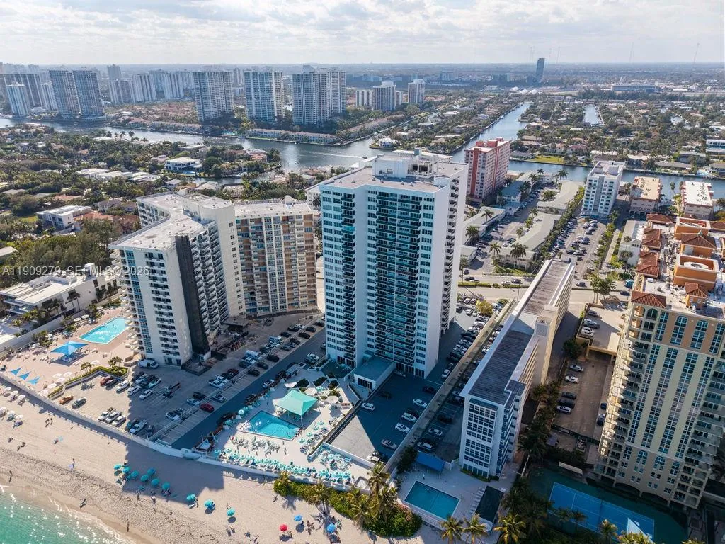 3140 S Ocean Dr Ph7, Hallandale Beach, Florida 330, Hallandale Beach, Florida 33009, 1 Bedroom Bedrooms, ,2 BathroomsBathrooms,Residential,For Sale,3140 S Ocean Dr Ph7, Hallandale Beach, Florida 330,A11909279