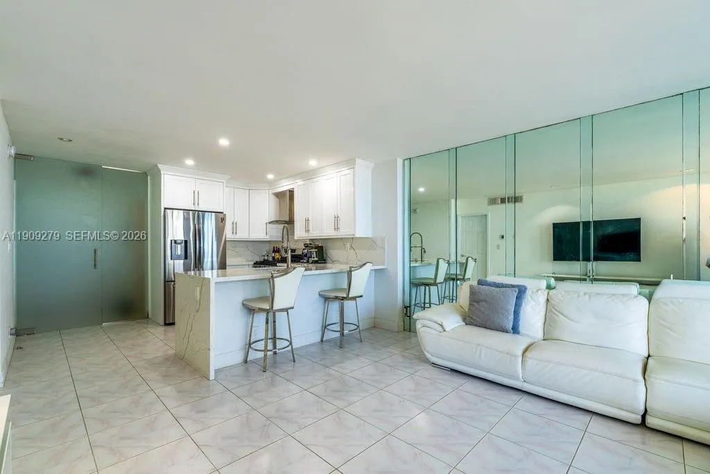 3140 S Ocean Dr Ph7, Hallandale Beach, Florida 330, Hallandale Beach, Florida 33009, 1 Bedroom Bedrooms, ,2 BathroomsBathrooms,Residential,For Sale,3140 S Ocean Dr Ph7, Hallandale Beach, Florida 330,A11909279