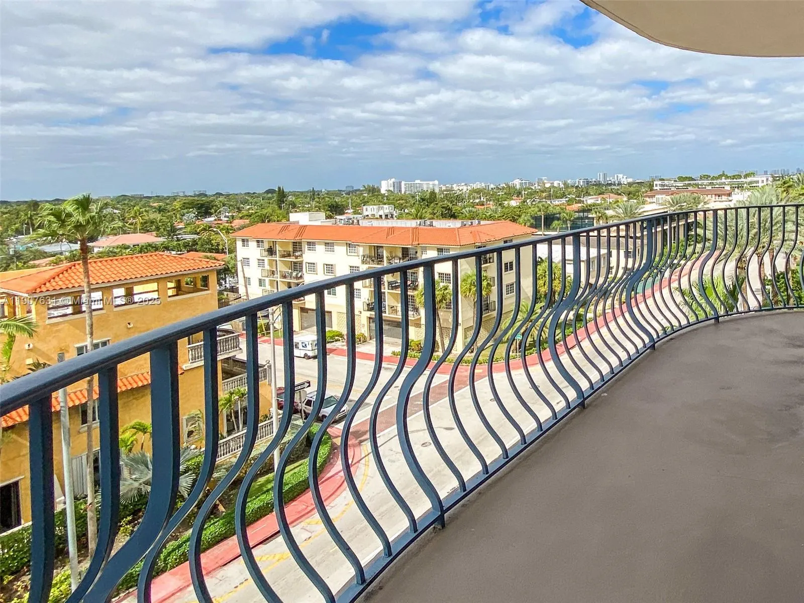 8877 Collins Ave 604, Surfside, Florida 33154, Surfside, Florida 33154, 2 Bedrooms Bedrooms, ,2 BathroomsBathrooms,Residential Lease,For Rent,8877 Collins Ave 604, Surfside, Florida 33154,A11907631