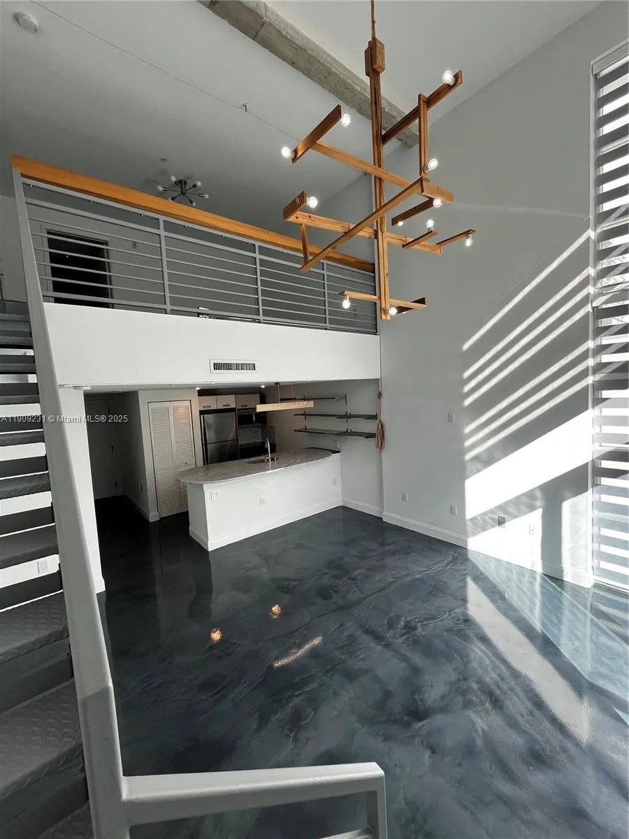 7744 Collins Ave 17, Miami Beach, Florida 33141, Miami Beach, Florida 33141, 1 Bedroom Bedrooms, ,1 BathroomBathrooms,Residential,For Sale,7744 Collins Ave 17, Miami Beach, Florida 33141,A11909231