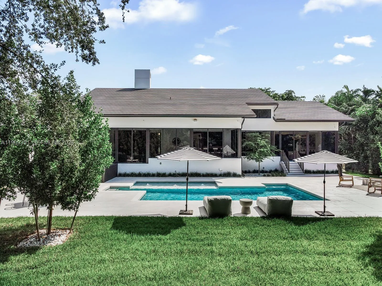 7910 Los Pinos Cir, Coral Gables, Florida 33143, Coral Gables, Florida 33143, 4 Bedrooms Bedrooms, ,4 BathroomsBathrooms,Residential,For Sale,7910 Los Pinos Cir, Coral Gables, Florida 33143,A11909351