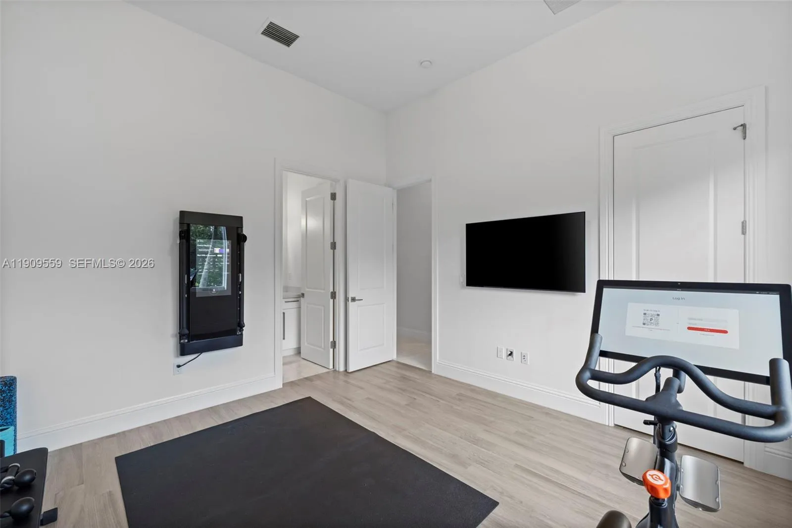 9580 Sw 101st Ter, Miami, Florida 33176, Miami, Florida 33176, 6 Bedrooms Bedrooms, ,6 BathroomsBathrooms,Residential Lease,For Rent,9580 Sw 101st Ter, Miami, Florida 33176,A11909559