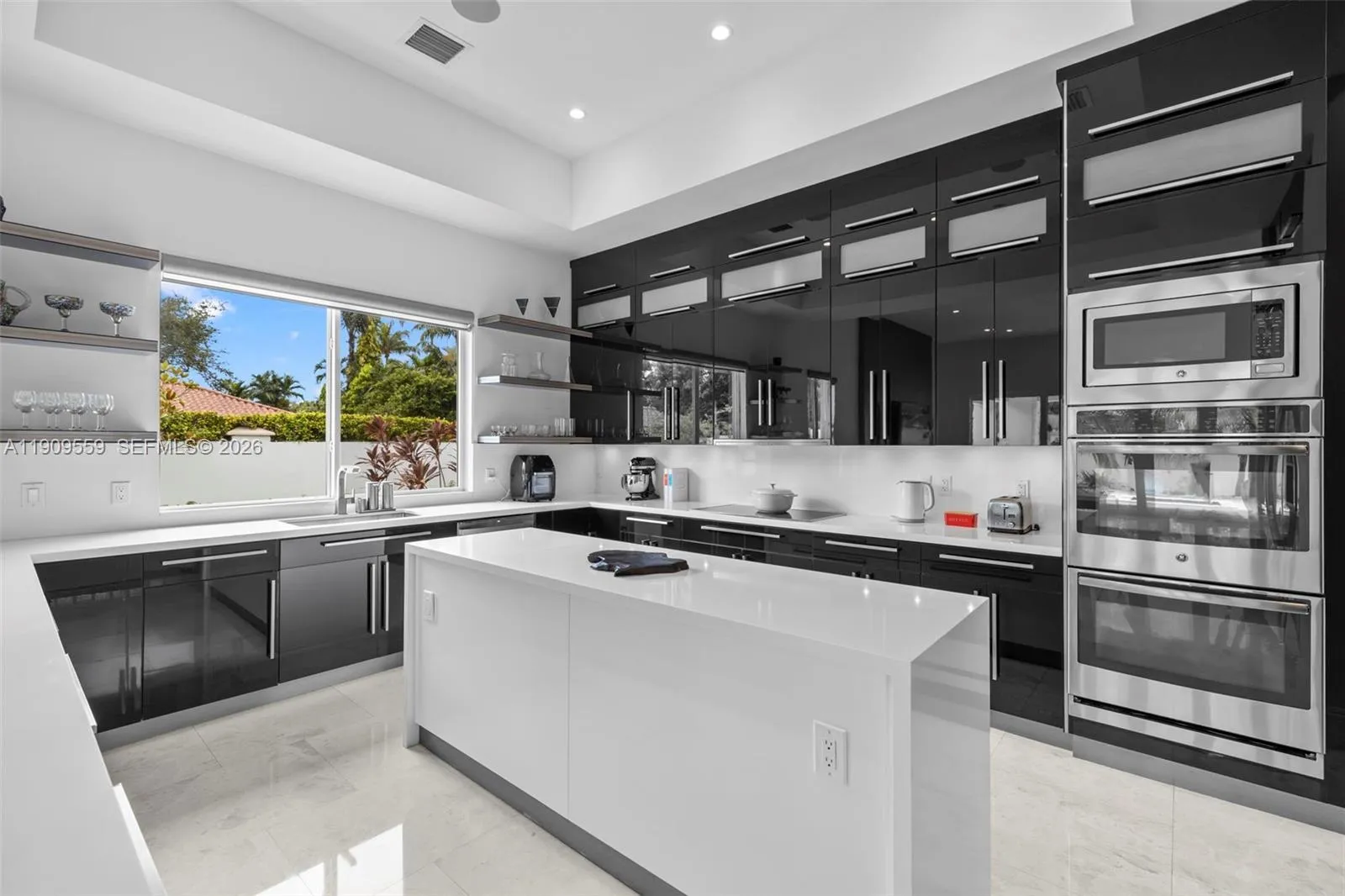 9580 Sw 101st Ter, Miami, Florida 33176, Miami, Florida 33176, 6 Bedrooms Bedrooms, ,6 BathroomsBathrooms,Residential Lease,For Rent,9580 Sw 101st Ter, Miami, Florida 33176,A11909559