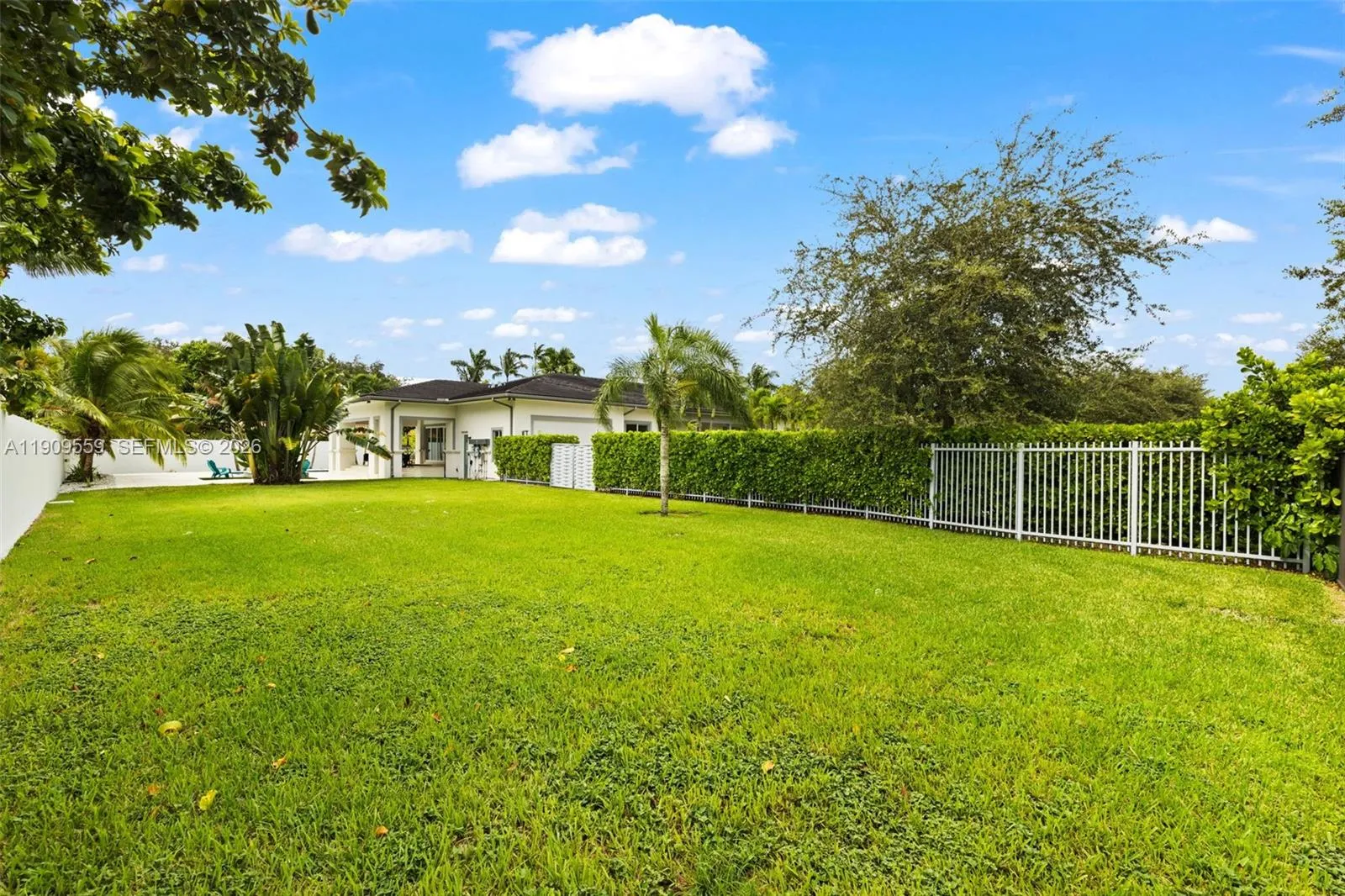 9580 Sw 101st Ter, Miami, Florida 33176, Miami, Florida 33176, 6 Bedrooms Bedrooms, ,6 BathroomsBathrooms,Residential Lease,For Rent,9580 Sw 101st Ter, Miami, Florida 33176,A11909559