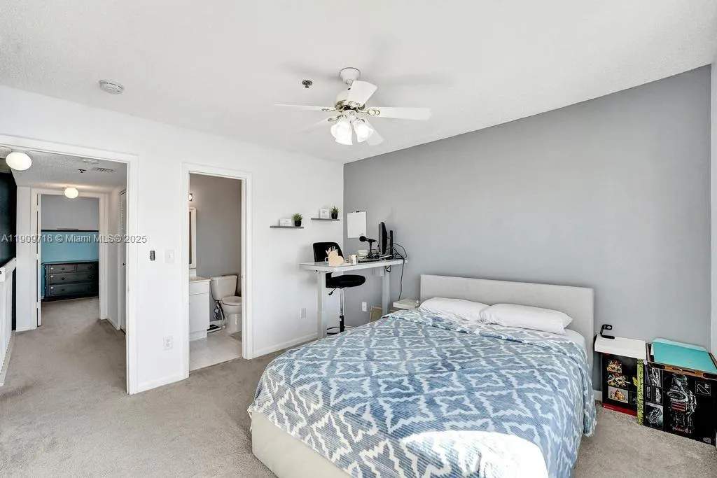 174 Riviera Cir 27-4, Weston, Florida 33326, Weston, Florida 33326, 2 Bedrooms Bedrooms, ,2 BathroomsBathrooms,Residential,For Sale,174 Riviera Cir 27-4, Weston, Florida 33326,A11909718