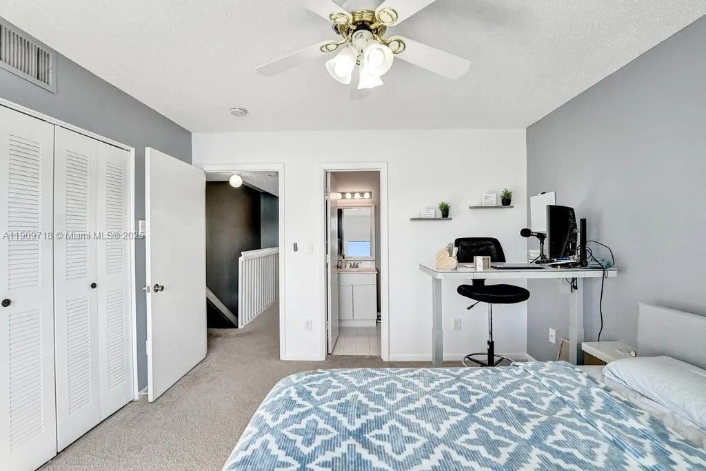 174 Riviera Cir 27-4, Weston, Florida 33326, Weston, Florida 33326, 2 Bedrooms Bedrooms, ,2 BathroomsBathrooms,Residential,For Sale,174 Riviera Cir 27-4, Weston, Florida 33326,A11909718