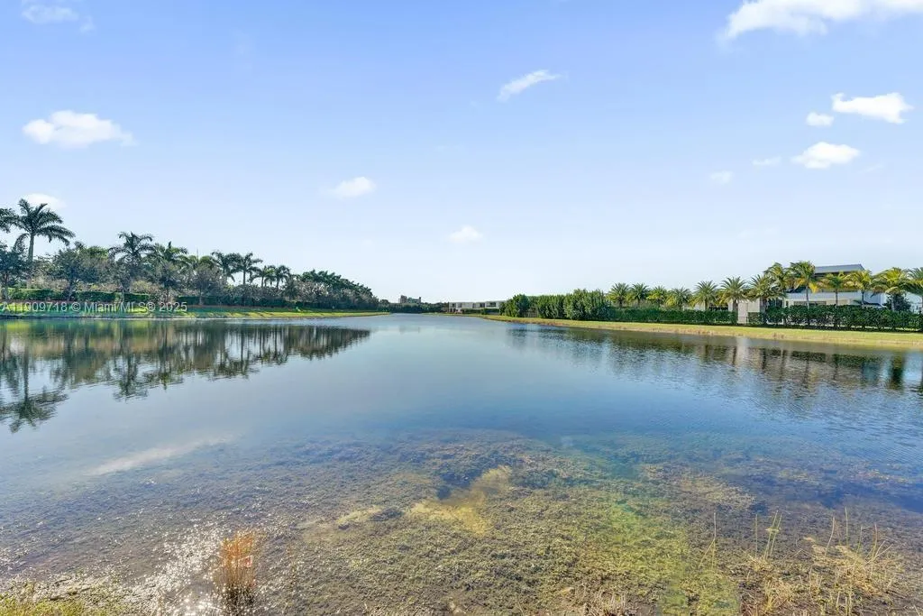 174 Riviera Cir 27-4, Weston, Florida 33326, Weston, Florida 33326, 2 Bedrooms Bedrooms, ,2 BathroomsBathrooms,Residential,For Sale,174 Riviera Cir 27-4, Weston, Florida 33326,A11909718