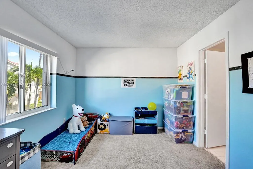 174 Riviera Cir 27-4, Weston, Florida 33326, Weston, Florida 33326, 2 Bedrooms Bedrooms, ,2 BathroomsBathrooms,Residential,For Sale,174 Riviera Cir 27-4, Weston, Florida 33326,A11909718