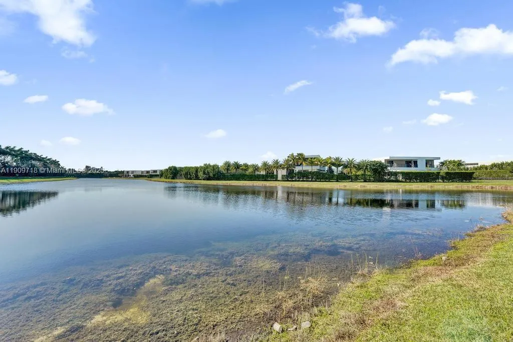 174 Riviera Cir 27-4, Weston, Florida 33326, Weston, Florida 33326, 2 Bedrooms Bedrooms, ,2 BathroomsBathrooms,Residential,For Sale,174 Riviera Cir 27-4, Weston, Florida 33326,A11909718