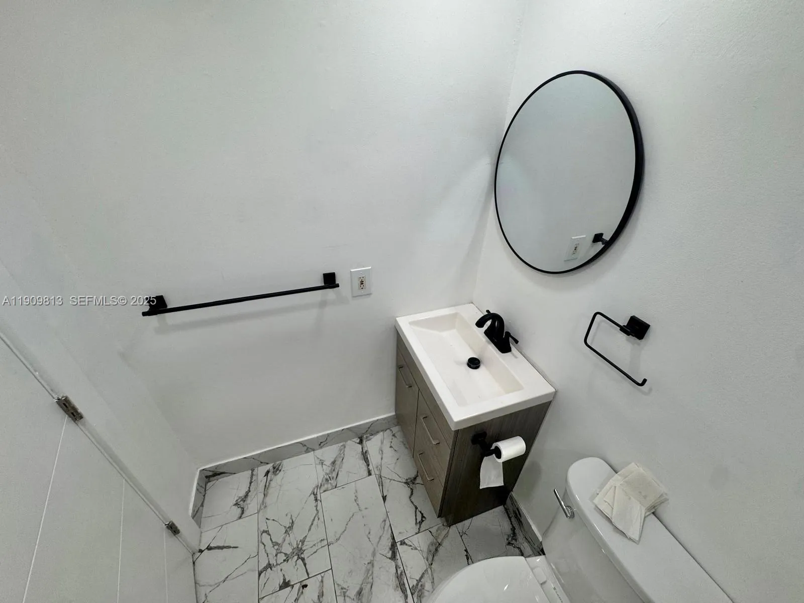 555 Ne 70th St, Miami, Florida 33138, Miami, Florida 33138, ,Residential Income,For Sale,555 Ne 70th St, Miami, Florida 33138,A11909813