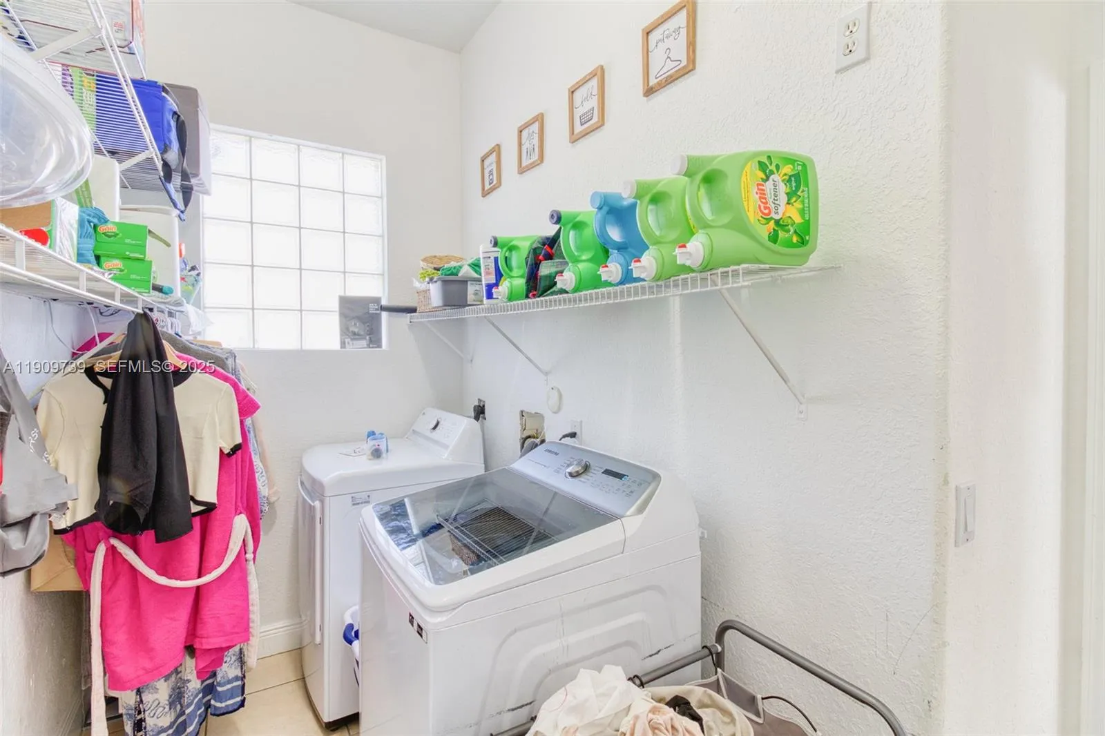 3839 Sw 51st St, Hollywood, Florida 33312, Hollywood, Florida 33312, 4 Bedrooms Bedrooms, ,3 BathroomsBathrooms,Residential,For Sale,3839 Sw 51st St, Hollywood, Florida 33312,A11909739