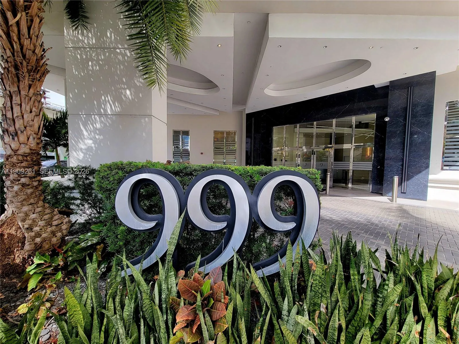 999 Sw 1st Ave 2016, Miami, Florida 33130, Miami, Florida 33130, 2 Bedrooms Bedrooms, ,2 BathroomsBathrooms,Residential,For Sale,999 Sw 1st Ave 2016, Miami, Florida 33130,A11909261