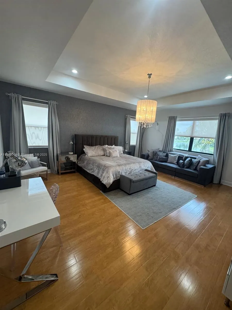 8850 Nw 98th Ct 8850, Doral, Florida 33178, Doral, Florida 33178, 5 Bedrooms Bedrooms, ,4 BathroomsBathrooms,Residential Lease,For Rent,8850 Nw 98th Ct 8850, Doral, Florida 33178,A11910094