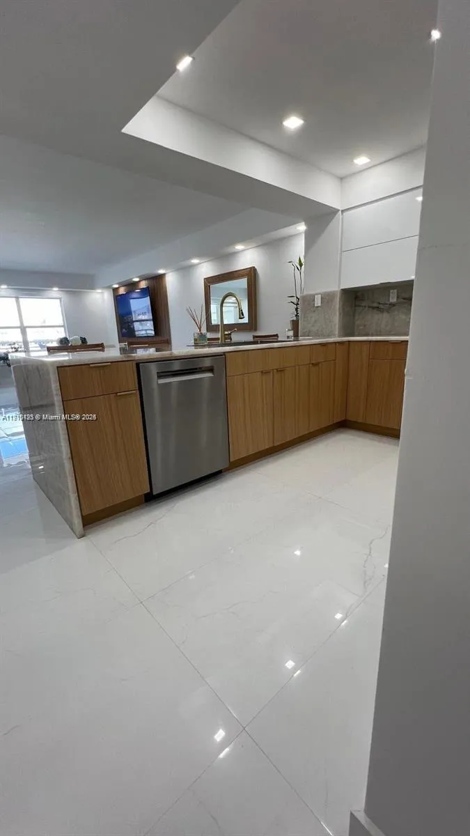 3900 Galt Ocean Dr 1614, Fort Lauderdale, Florida, Fort Lauderdale, Florida 33308, 1 Bedroom Bedrooms, ,1 BathroomBathrooms,Residential,For Sale,3900 Galt Ocean Dr 1614, Fort Lauderdale, Florida ,A11910123
