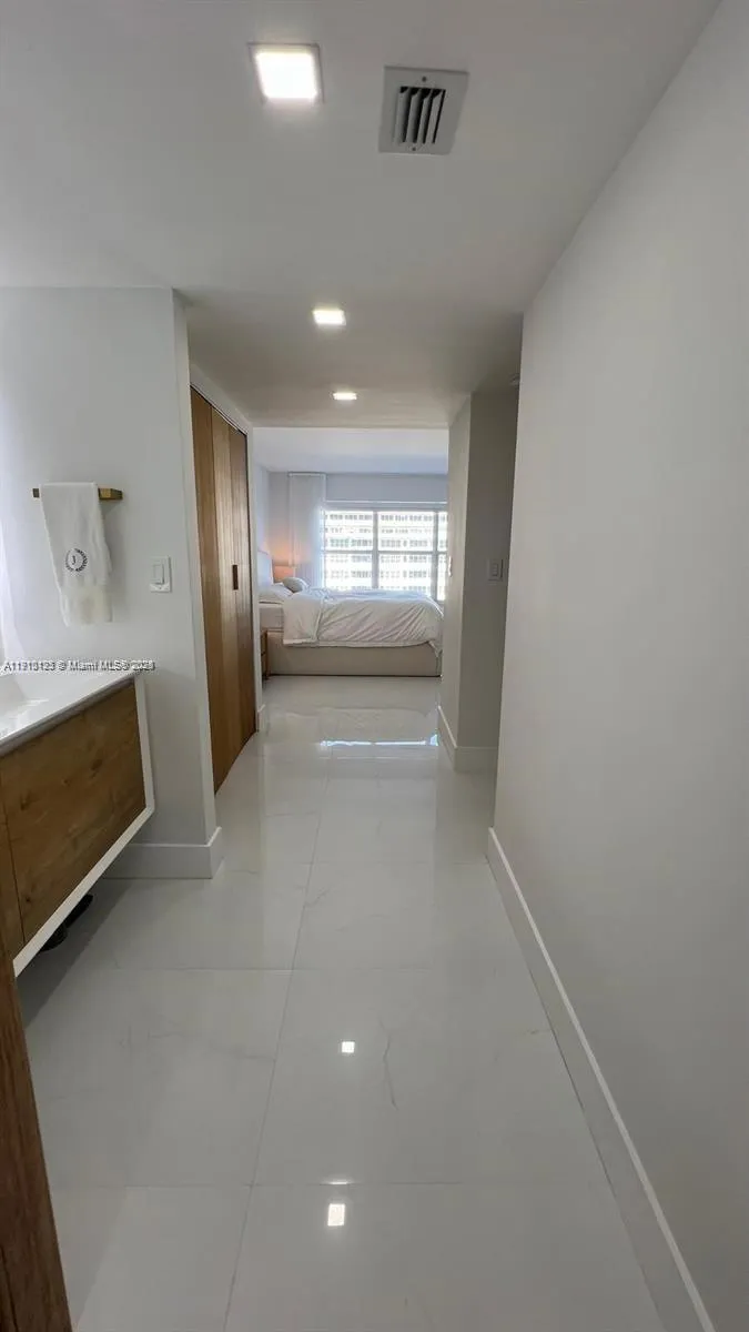 3900 Galt Ocean Dr 1614, Fort Lauderdale, Florida, Fort Lauderdale, Florida 33308, 1 Bedroom Bedrooms, ,1 BathroomBathrooms,Residential,For Sale,3900 Galt Ocean Dr 1614, Fort Lauderdale, Florida ,A11910123