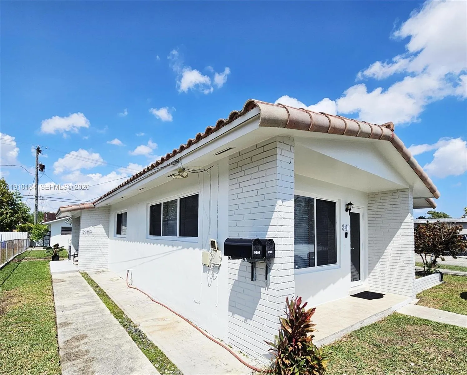 9301 Sw 37 Street 4, Miami, Florida 33165, Miami, Florida 33165, 1 Bedroom Bedrooms, ,1 BathroomBathrooms,Residential Lease,For Rent,9301 Sw 37 Street 4, Miami, Florida 33165,A11910184