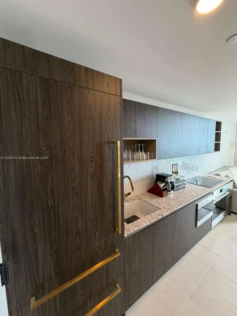 159 Ne 6th St Ph5014, Miami, Florida 33132, Miami, Florida 33132, 1 Bedroom Bedrooms, ,1 BathroomBathrooms,Residential Lease,For Rent,159 Ne 6th St Ph5014, Miami, Florida 33132,A11903780