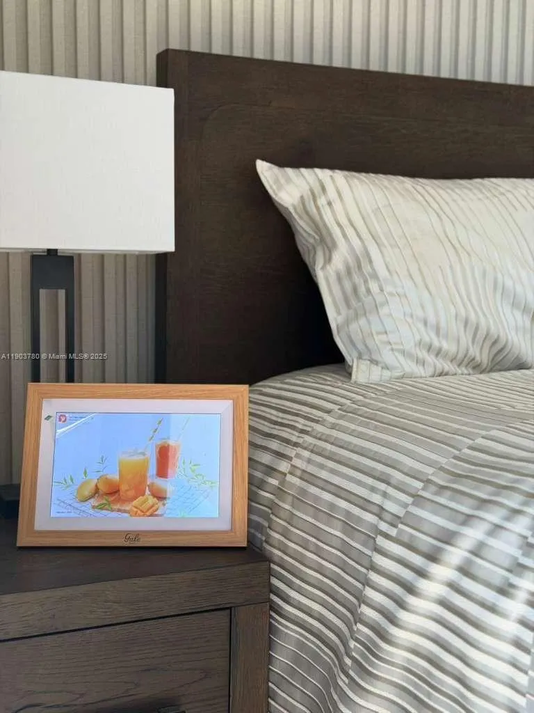 159 Ne 6th St Ph5014, Miami, Florida 33132, Miami, Florida 33132, 1 Bedroom Bedrooms, ,1 BathroomBathrooms,Residential Lease,For Rent,159 Ne 6th St Ph5014, Miami, Florida 33132,A11903780