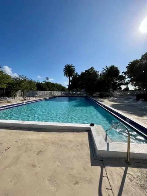 7441 Wayne Ave 2d, Miami Beach, Florida 33141, Miami Beach, Florida 33141, 2 Bedrooms Bedrooms, ,2 BathroomsBathrooms,Residential Lease,For Rent,7441 Wayne Ave 2d, Miami Beach, Florida 33141,A11910235