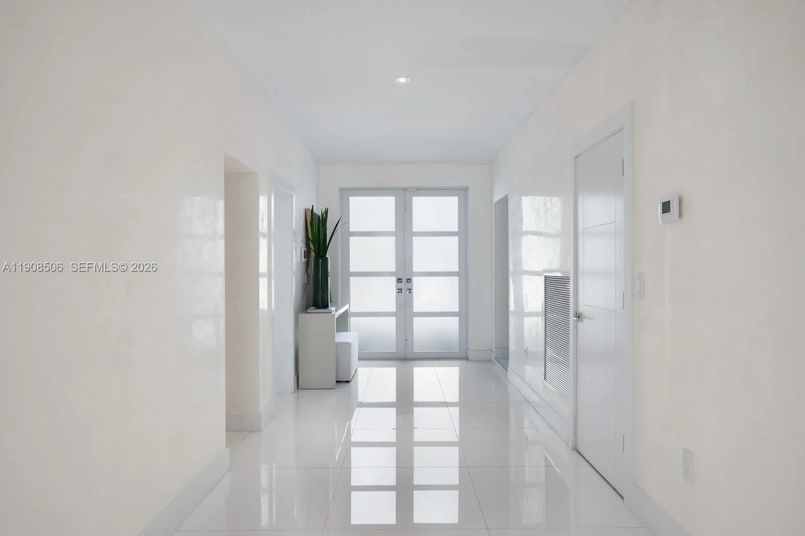 1040 S Shore Dr, Miami Beach, Florida 33141, Miami Beach, Florida 33141, 5 Bedrooms Bedrooms, ,5 BathroomsBathrooms,Residential,For Sale,1040 S Shore Dr, Miami Beach, Florida 33141,A11908506