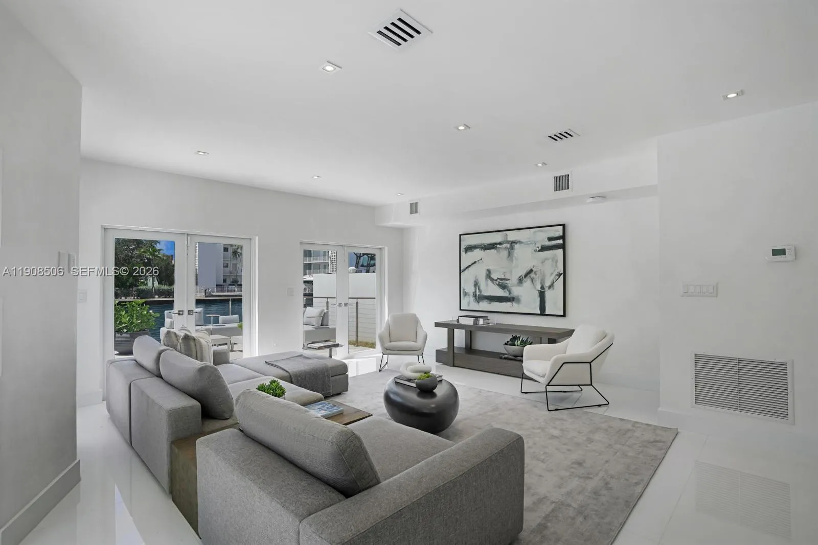 1040 S Shore Dr, Miami Beach, Florida 33141, Miami Beach, Florida 33141, 5 Bedrooms Bedrooms, ,5 BathroomsBathrooms,Residential,For Sale,1040 S Shore Dr, Miami Beach, Florida 33141,A11908506