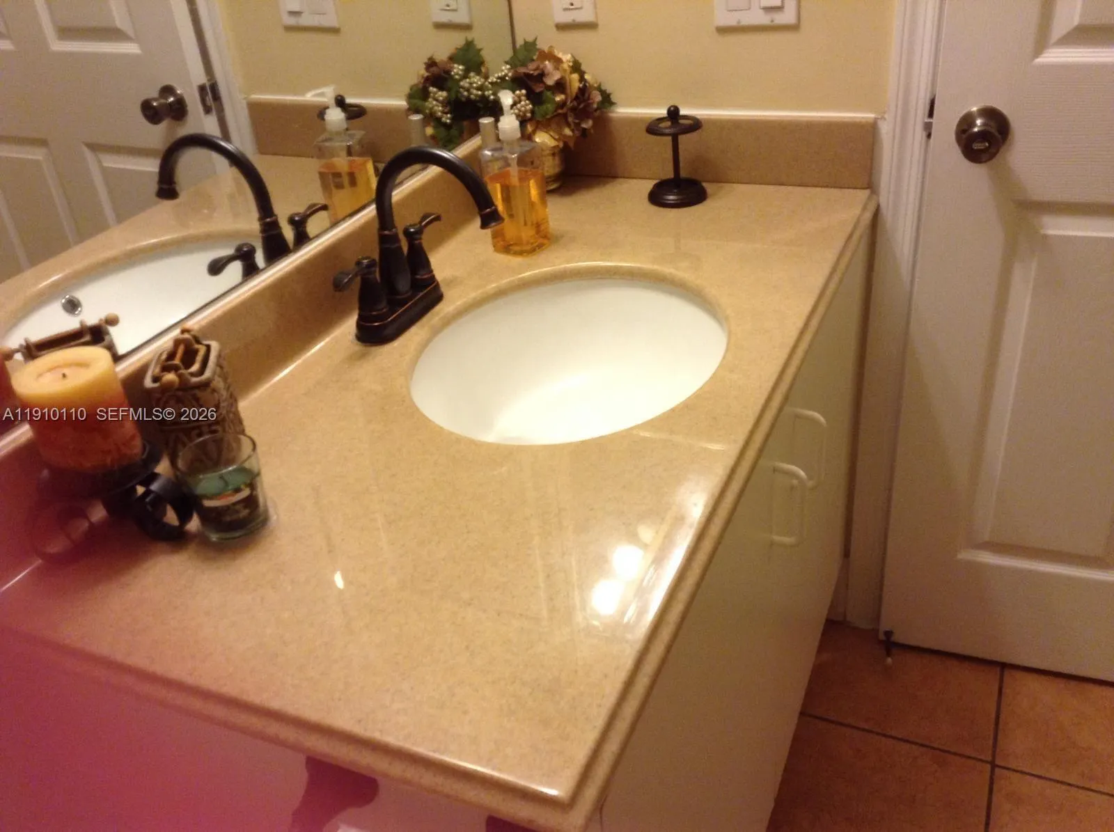 2nd bathroom