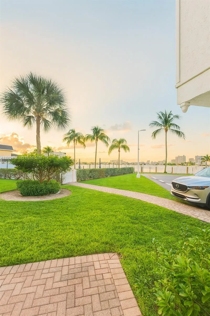 2821 N Miami Beach Blvd 5o, North Miami Beach, Flo, North Miami Beach, Florida 33160, 1 Bedroom Bedrooms, ,1 BathroomBathrooms,Residential,For Sale,2821 N Miami Beach Blvd 5o, North Miami Beach, Flo,A11903888