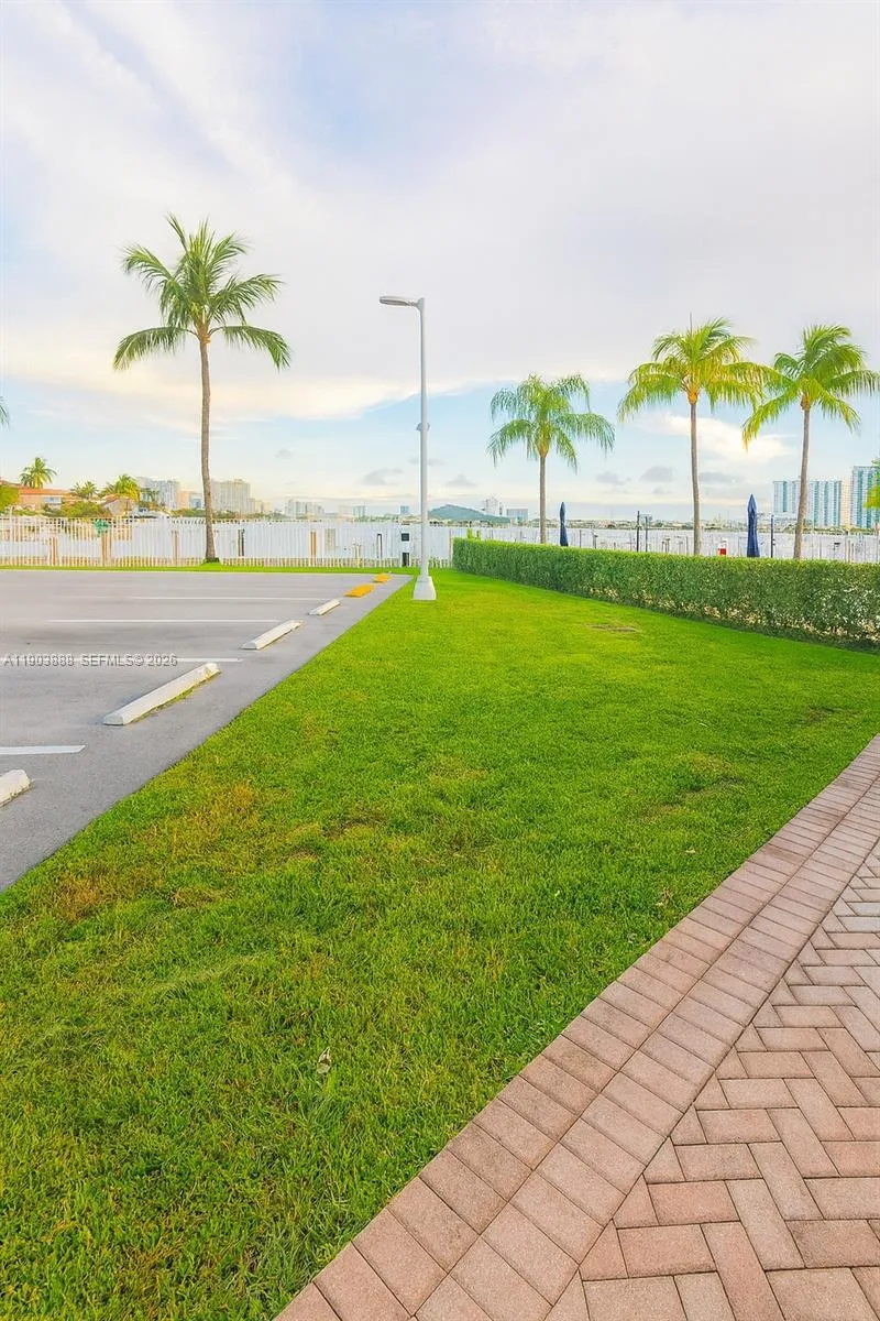 2821 N Miami Beach Blvd 5o, North Miami Beach, Flo, North Miami Beach, Florida 33160, 1 Bedroom Bedrooms, ,1 BathroomBathrooms,Residential,For Sale,2821 N Miami Beach Blvd 5o, North Miami Beach, Flo,A11903888