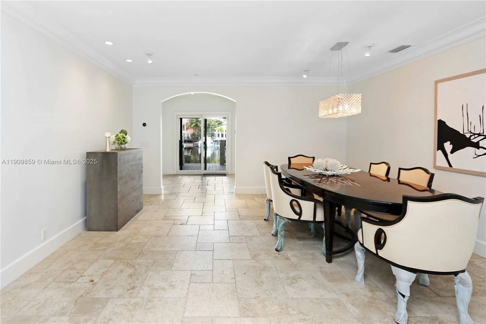 1108 Washington St, Hollywood, Florida 33019, Hollywood, Florida 33019, 5 Bedrooms Bedrooms, ,2 BathroomsBathrooms,Residential,For Sale,1108 Washington St, Hollywood, Florida 33019,A11909859