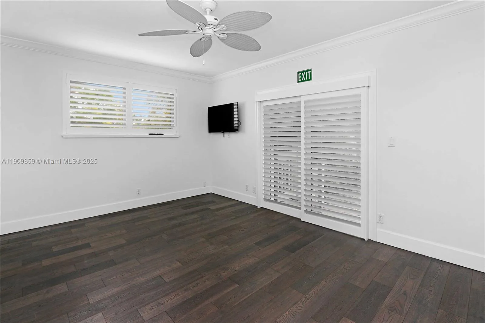 1108 Washington St, Hollywood, Florida 33019, Hollywood, Florida 33019, 5 Bedrooms Bedrooms, ,2 BathroomsBathrooms,Residential,For Sale,1108 Washington St, Hollywood, Florida 33019,A11909859