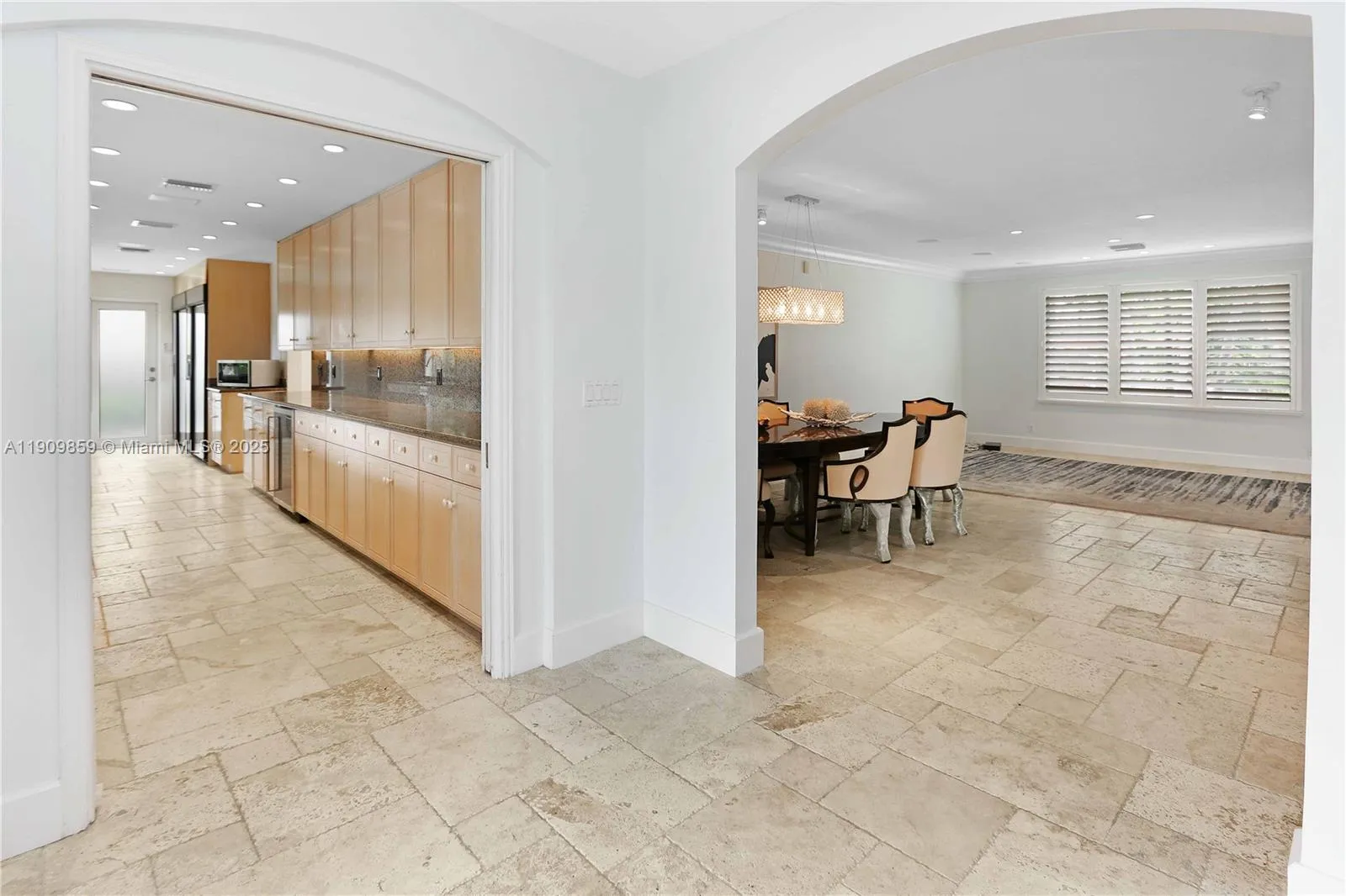 1108 Washington St, Hollywood, Florida 33019, Hollywood, Florida 33019, 5 Bedrooms Bedrooms, ,2 BathroomsBathrooms,Residential,For Sale,1108 Washington St, Hollywood, Florida 33019,A11909859