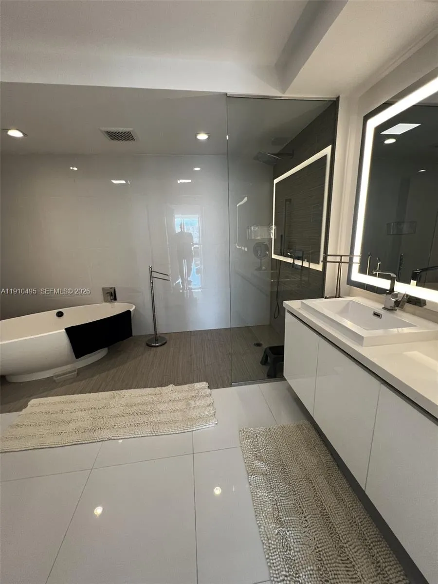 330 Sunny Isles Blvd 5-1008, Sunny Isles Beach, Fl, Sunny Isles Beach, Florida 33160, 3 Bedrooms Bedrooms, ,3 BathroomsBathrooms,Residential,For Sale,330 Sunny Isles Blvd 5-1008, Sunny Isles Beach, Fl,A11910495