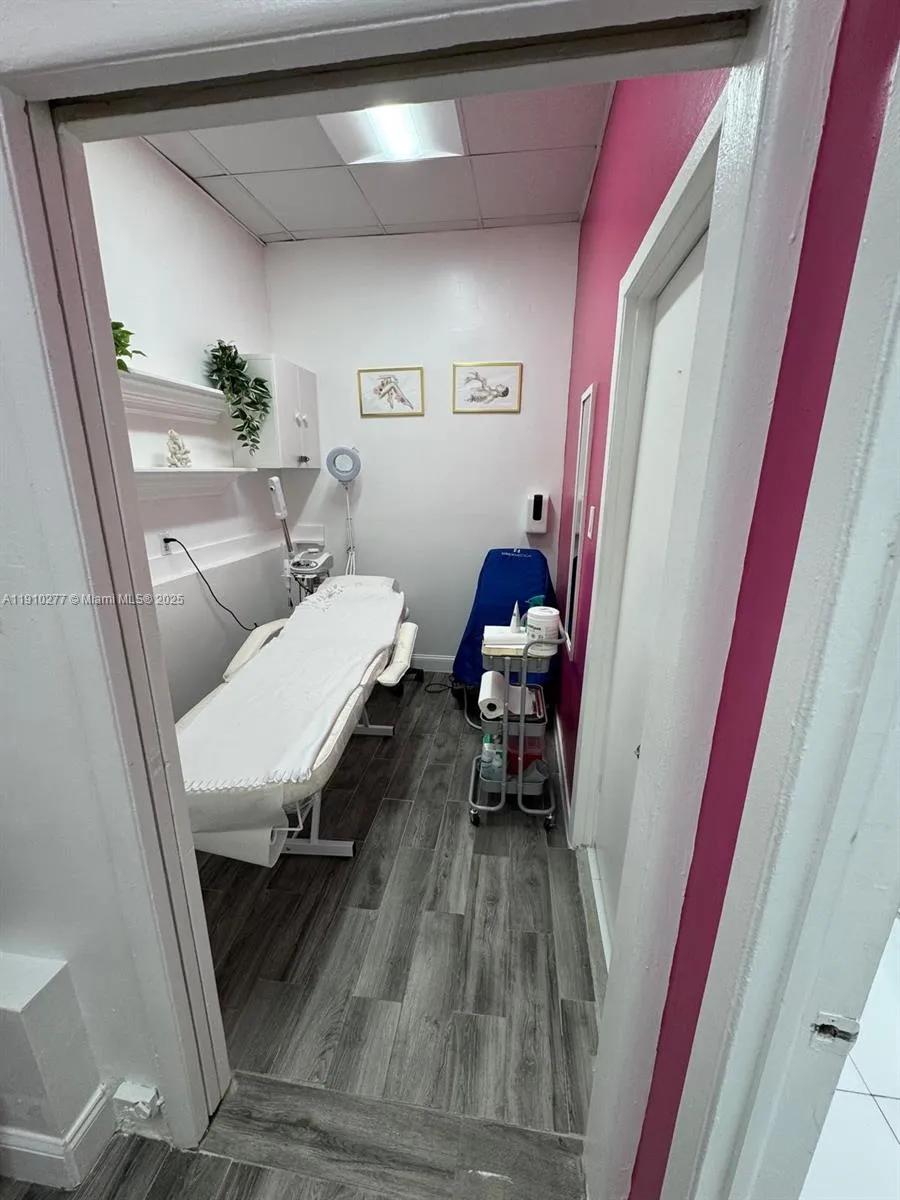 Undisclosed Address, Bay Harbor Islands, Florida 3, Bay Harbor Islands, Florida 33154, ,Business Opportunity,For Sale,Undisclosed Address, Bay Harbor Islands, Florida 3,A11910277