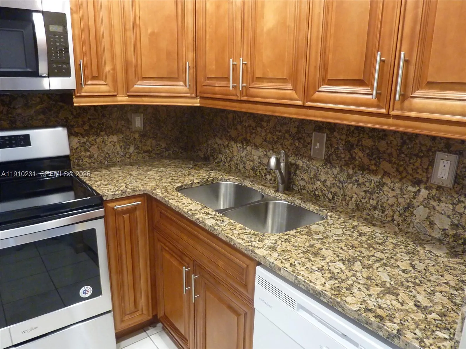 180 Cypress Club Dr 834, Pompano Beach, Florida 33, Pompano Beach, Florida 33060, 1 Bedroom Bedrooms, ,1 BathroomBathrooms,Residential Lease,For Rent,180 Cypress Club Dr 834, Pompano Beach, Florida 33,A11910231