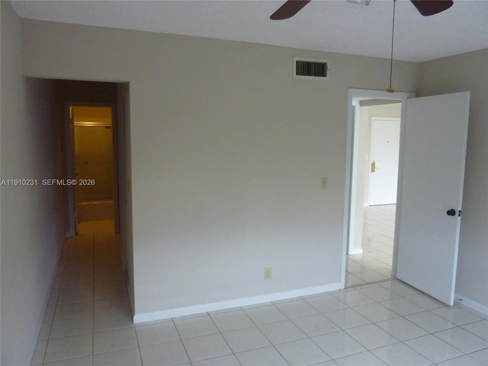 180 Cypress Club Dr 834, Pompano Beach, Florida 33, Pompano Beach, Florida 33060, 1 Bedroom Bedrooms, ,1 BathroomBathrooms,Residential Lease,For Rent,180 Cypress Club Dr 834, Pompano Beach, Florida 33,A11910231