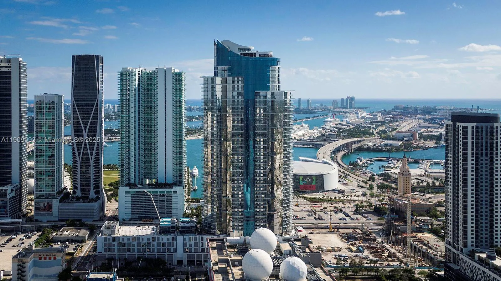 851 Ne 1st Ave 2403, Miami, Florida 33132, Miami, Florida 33132, 2 Bedrooms Bedrooms, ,3 BathroomsBathrooms,Residential,For Sale,851 Ne 1st Ave 2403, Miami, Florida 33132,A11909093