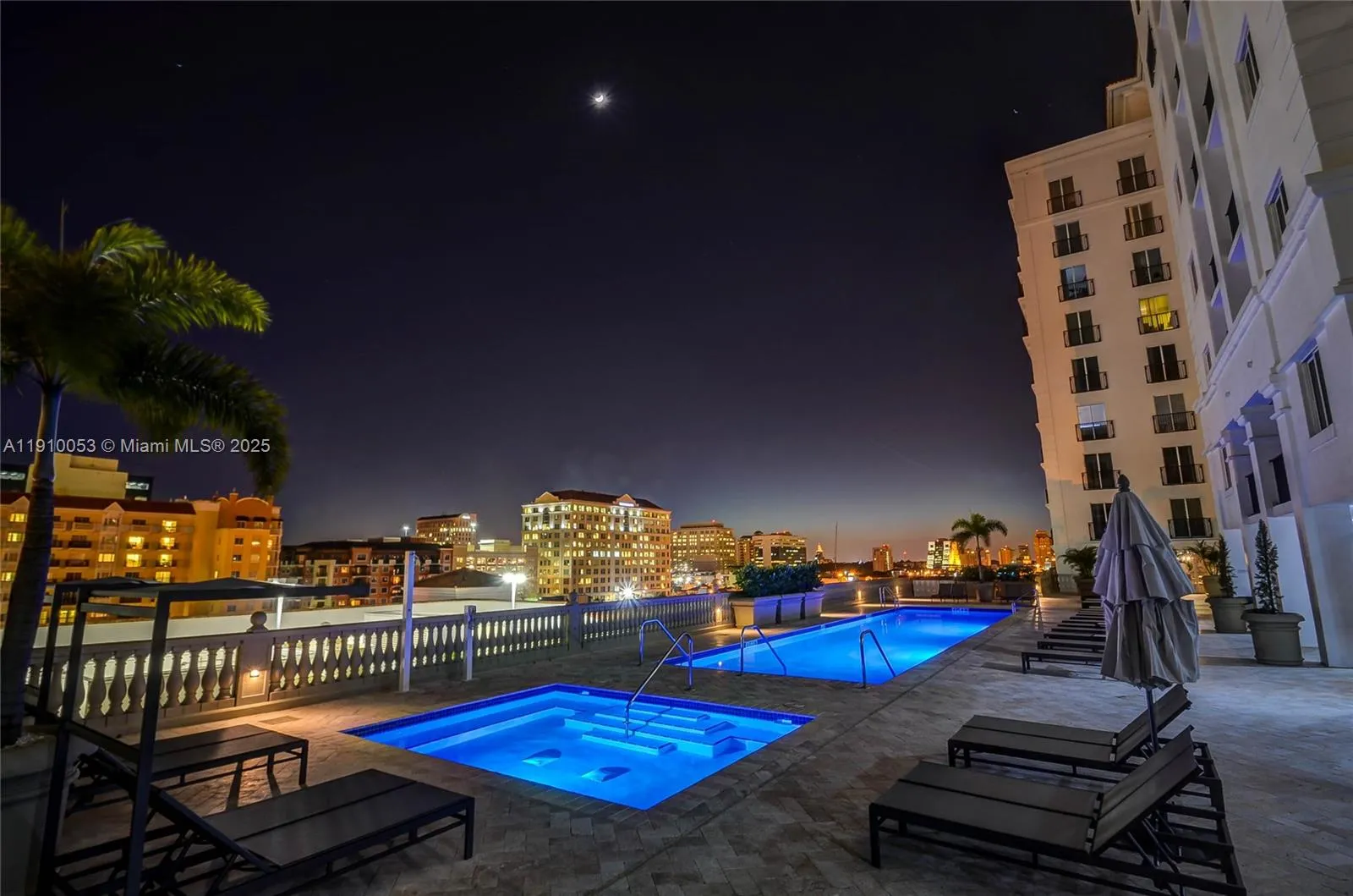 10 Aragon Ave 818, Coral Gables, Florida 33134, Coral Gables, Florida 33134, 1 Bedroom Bedrooms, ,1 BathroomBathrooms,Residential,For Sale,10 Aragon Ave 818, Coral Gables, Florida 33134,A11910053