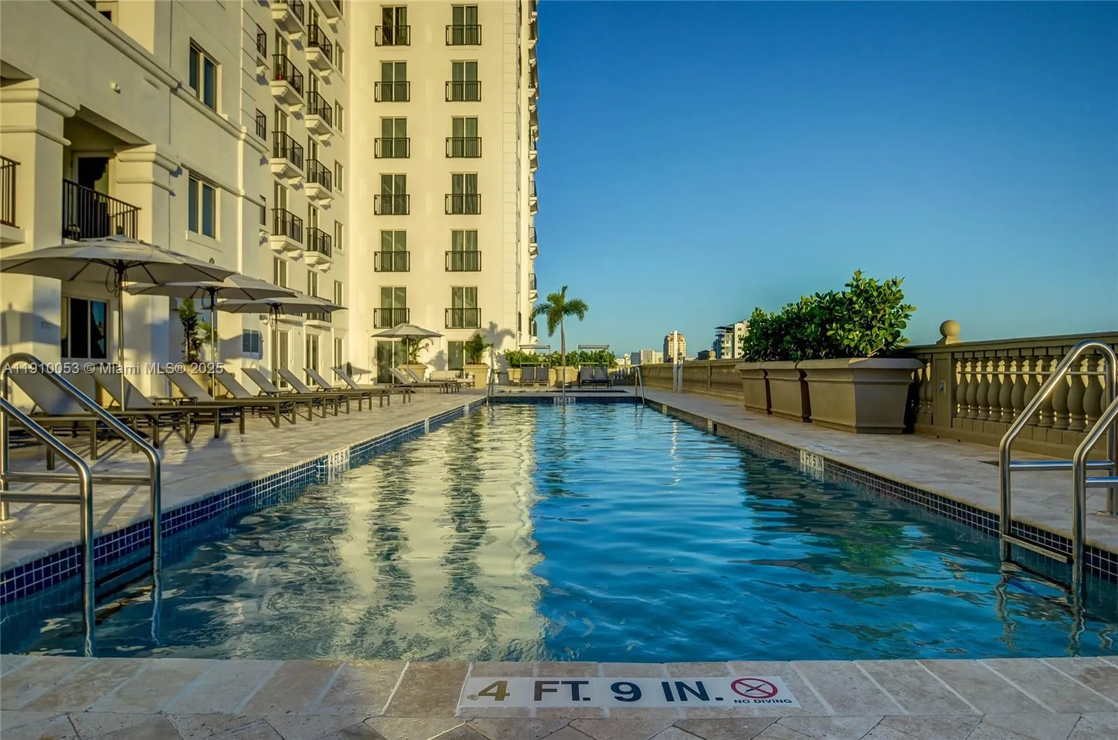 10 Aragon Ave 818, Coral Gables, Florida 33134, Coral Gables, Florida 33134, 1 Bedroom Bedrooms, ,1 BathroomBathrooms,Residential,For Sale,10 Aragon Ave 818, Coral Gables, Florida 33134,A11910053