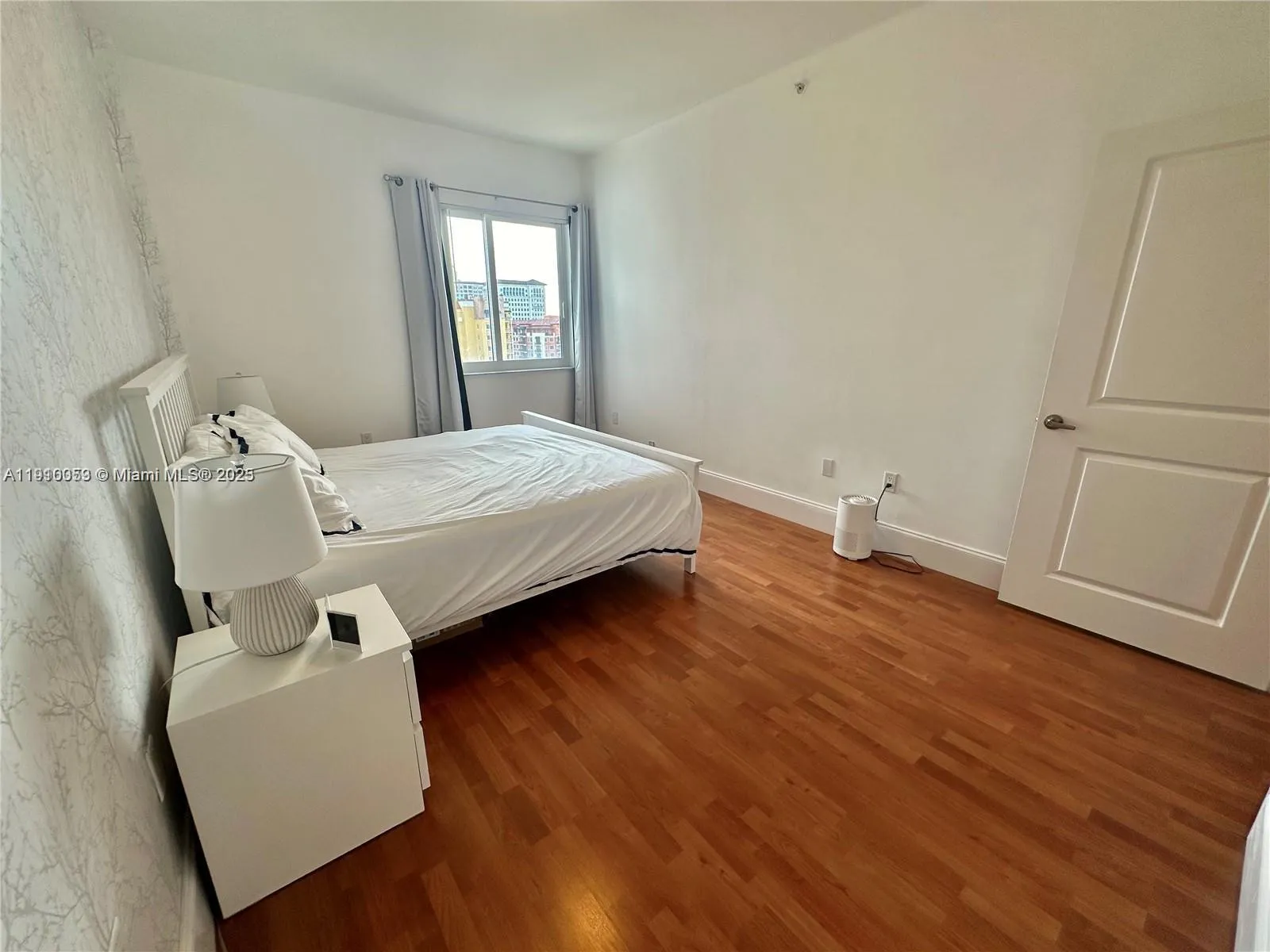 10 Aragon Ave 818, Coral Gables, Florida 33134, Coral Gables, Florida 33134, 1 Bedroom Bedrooms, ,1 BathroomBathrooms,Residential,For Sale,10 Aragon Ave 818, Coral Gables, Florida 33134,A11910053