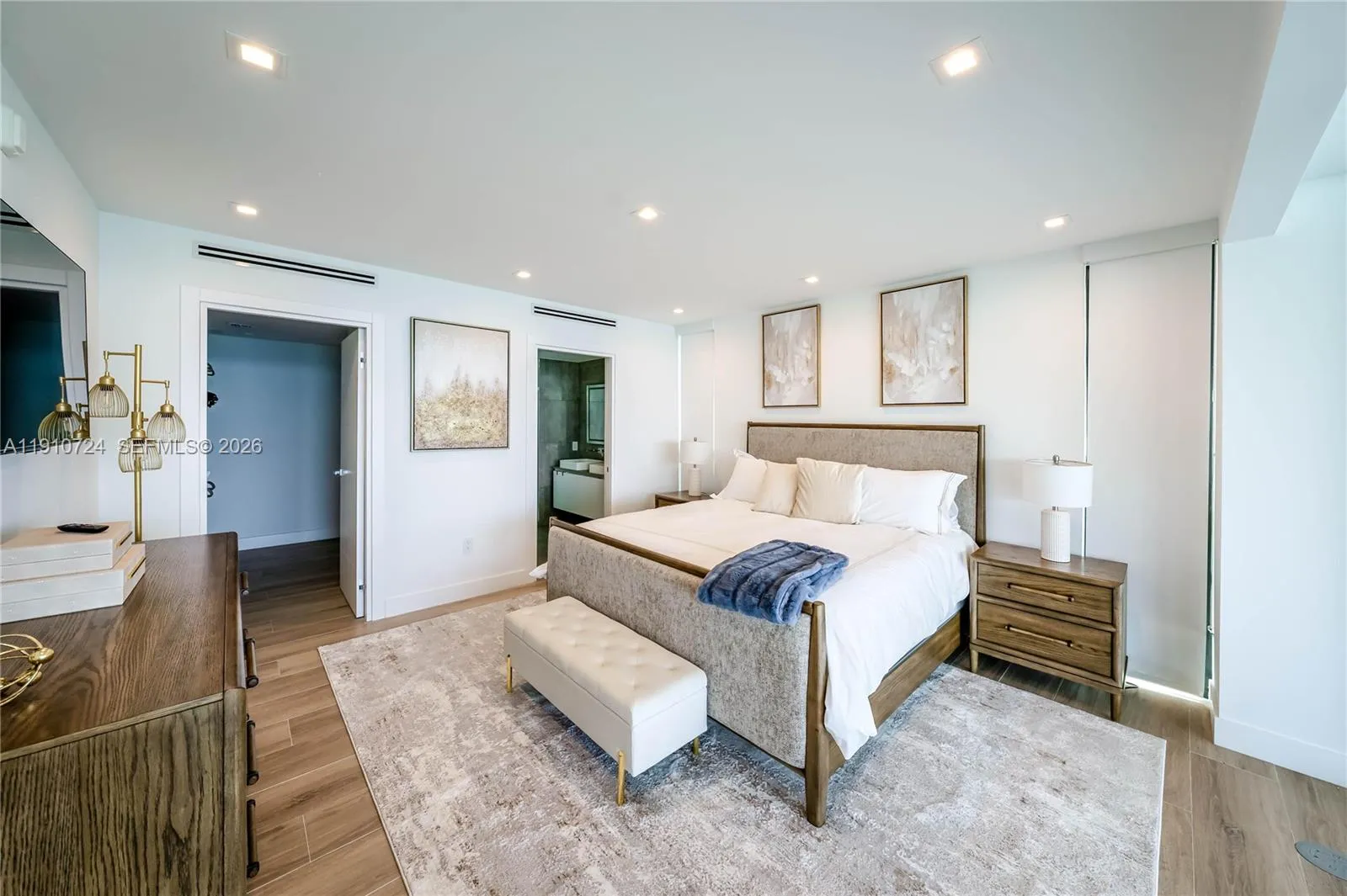 1930 Bay Dr 1, Miami Beach, Florida 33141, Miami Beach, Florida 33141, 3 Bedrooms Bedrooms, 4 Rooms Rooms,3 BathroomsBathrooms,Residential,For Sale,1930 Bay Dr 1, Miami Beach, Florida 33141,A11910724